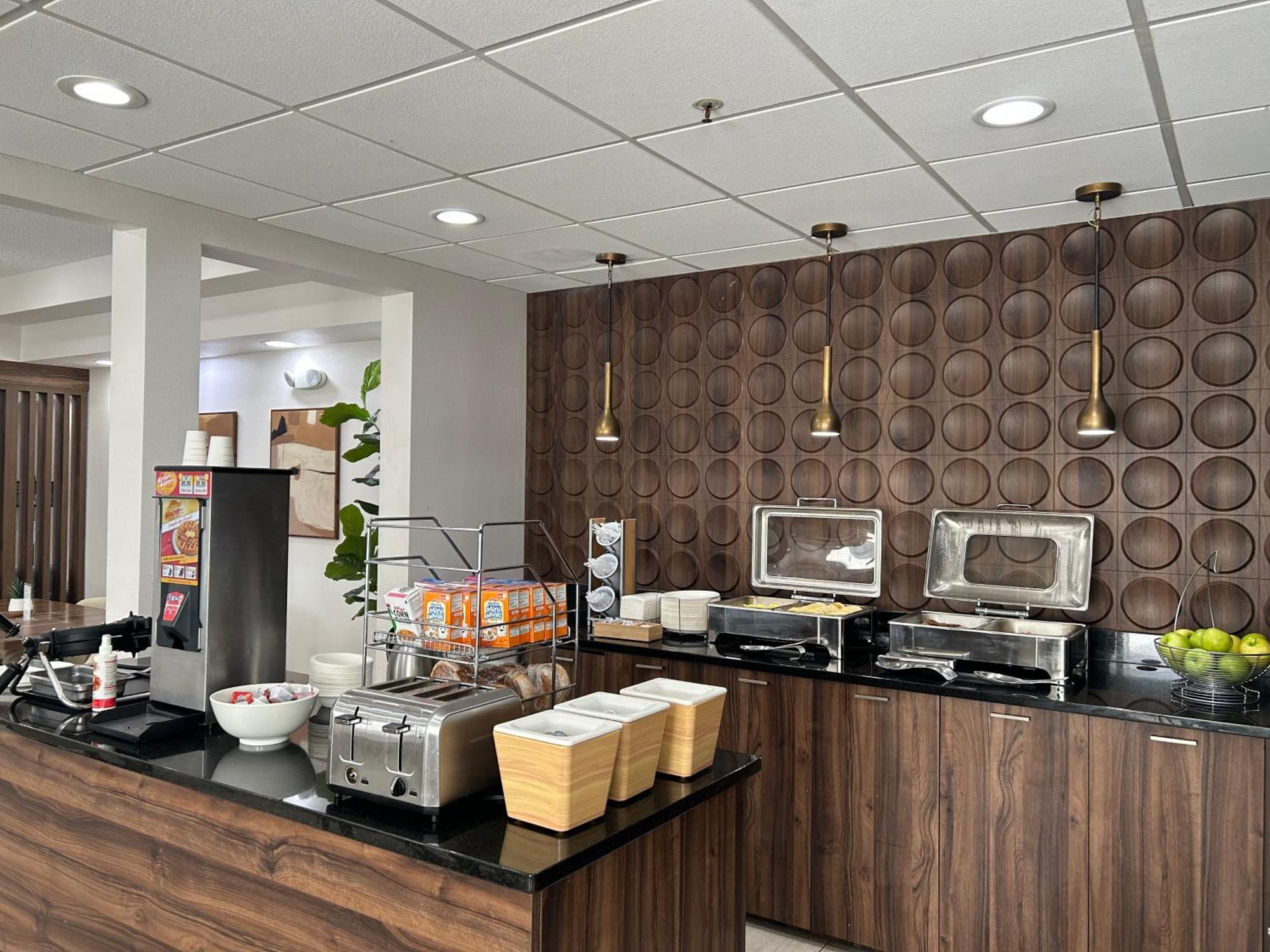 Wingate By Wyndham Hattiesburg Extérieur photo